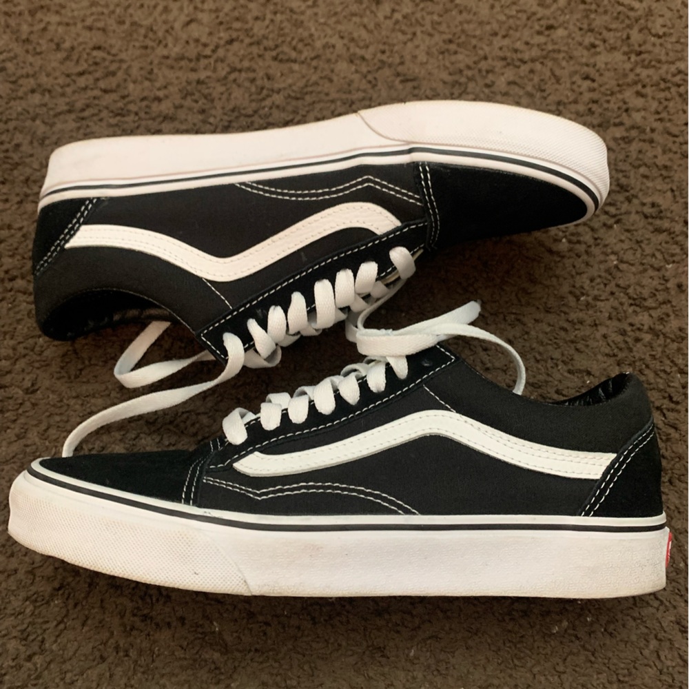 VANS Old Skool Size 8.5 Men